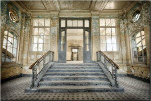 Grischka Georgiev Bilder - Lost Places Stairs  - Leinwandbild